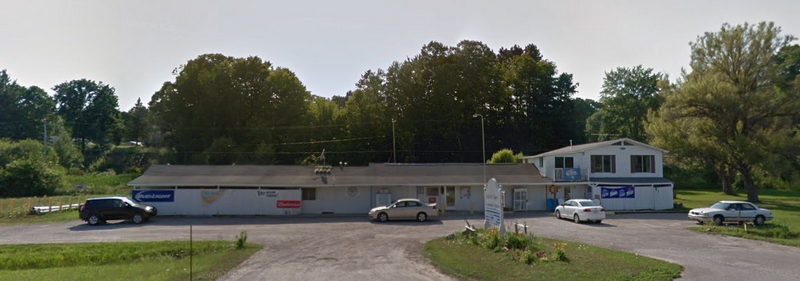 Hempsteds Motor Lodge (Mullett Lake General Store) - 2018 Street View